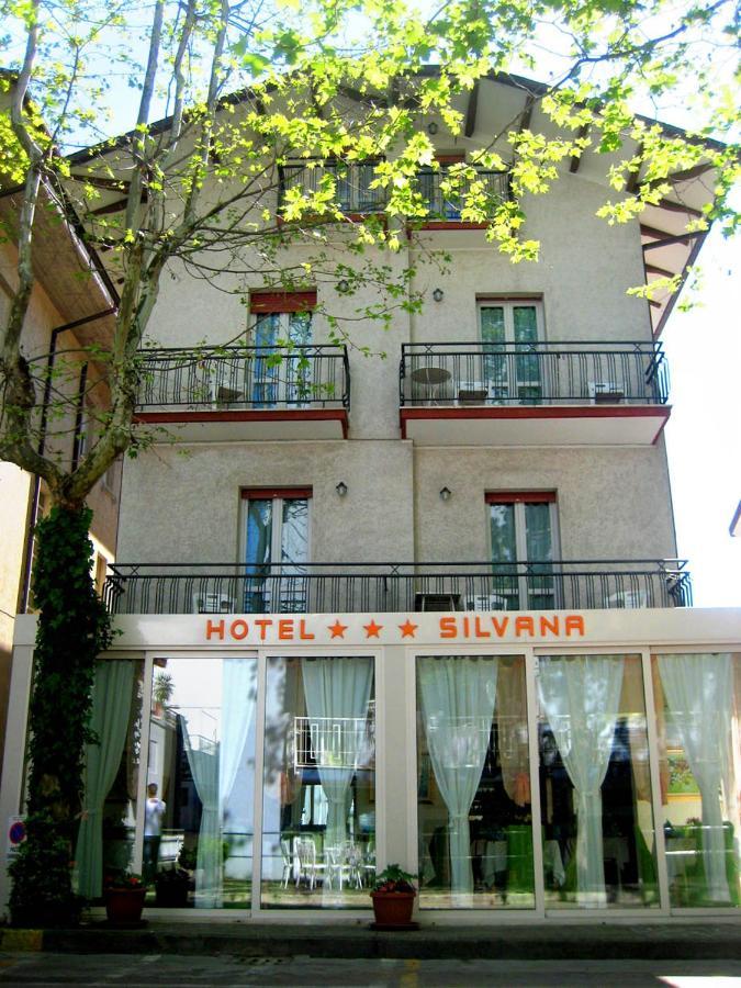 Hotel Silvana Cattolica Exteriör bild